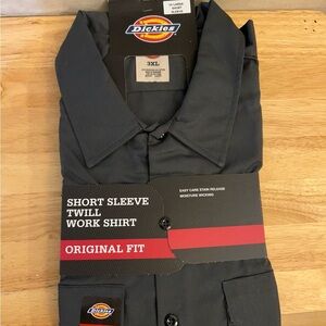 Dickies Men's Short Sleeve Twill Shirt - Dark Gray